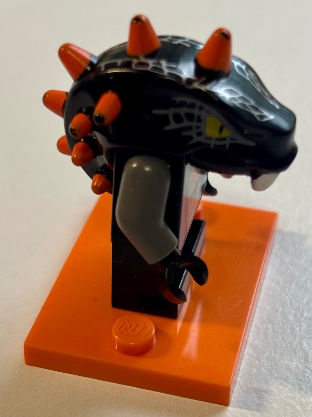 LEGO NINJAGO Rise of the Snakes "Bytar" njo0062 with stand and accessories.